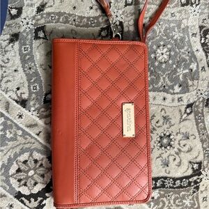 Spartina 449 Tan Quilted Wristlet Clutch